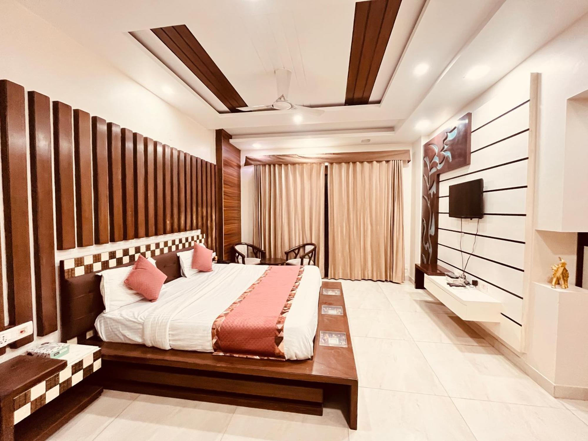 South Inn - Green Park Near Hauz Khas South Delhi New Delhi Exterior photo